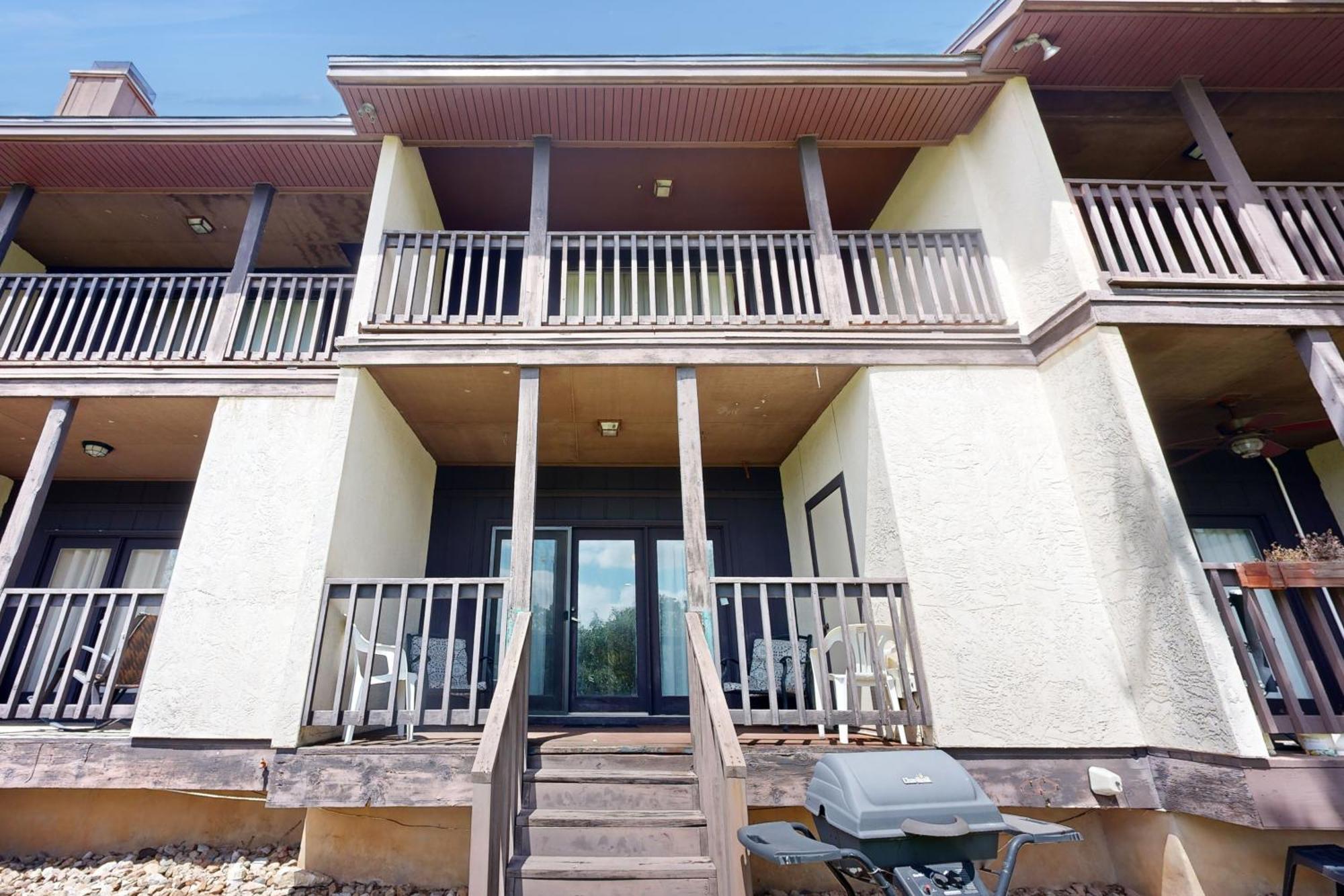 Condo On The Green Canyon Lake Extérieur photo